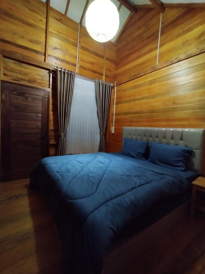 Mandalika Queen Hostel Kuta  Bagian luar foto