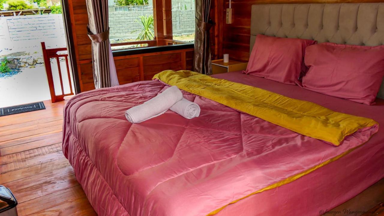 Mandalika Queen Hostel Kuta  Bagian luar foto